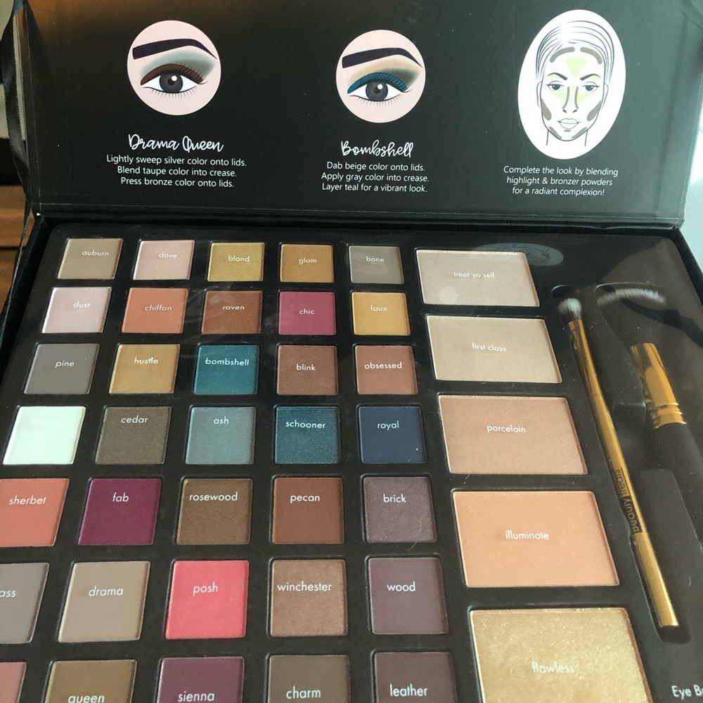 Beauty Treat eyeshadow, highlight, bronzer